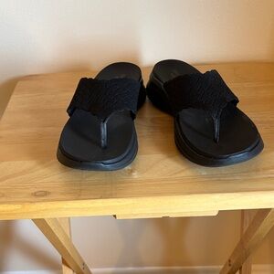 Skechers Black Knit Thong Sandals with Cushioned Yoga Foam